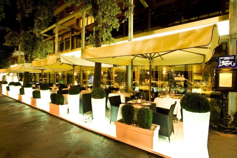 Hotel Savoy Pesaro Exterior photo